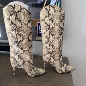 SCHUTZ Snakeskin Heeled Boots in Black and Cream